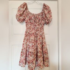 Chic Floral Print Dress with Puff Sleeves